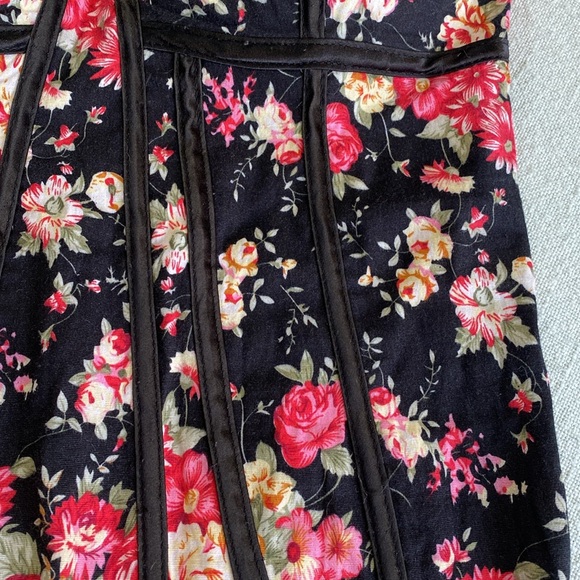 🌼 PRIPE corset style dress small - Picture 9 of 15